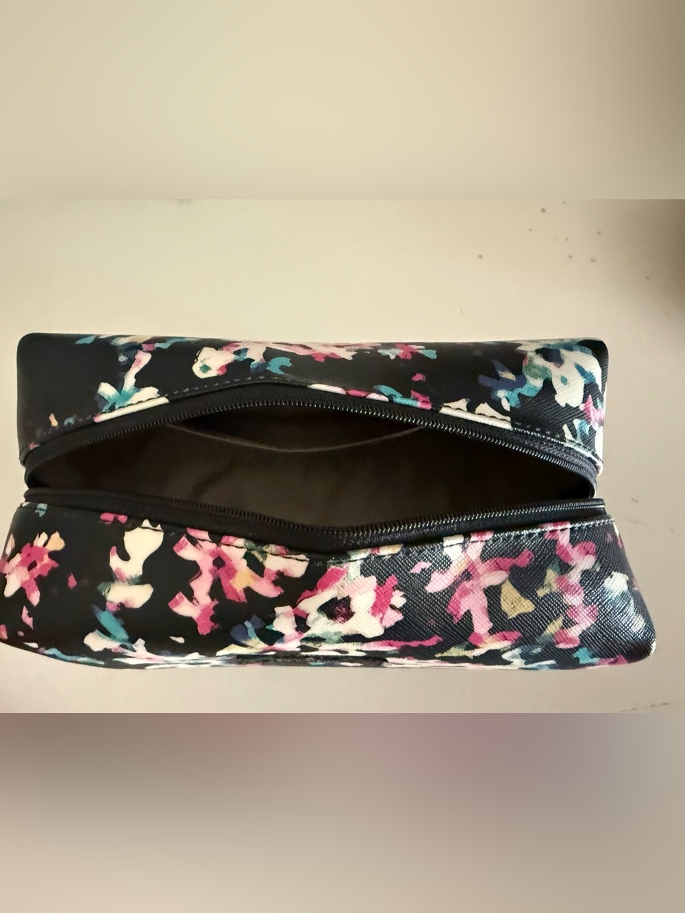 Kate Spade - Picture 6 of 6